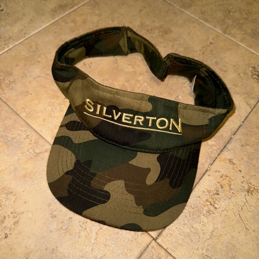 Silverstone hat